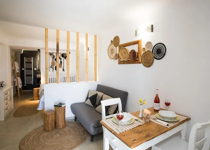 Mykonos Dot Apartmán *