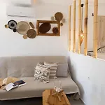 Mykonos Dot Ano Mera