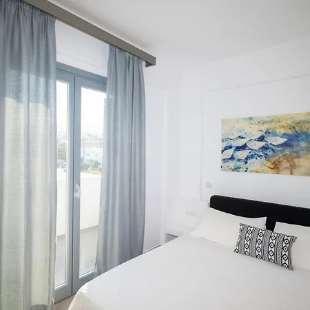 Mykonos Dot * Ano Mera