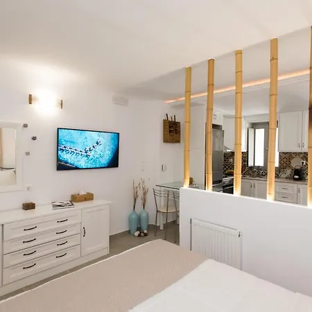 Mykonos Dot *