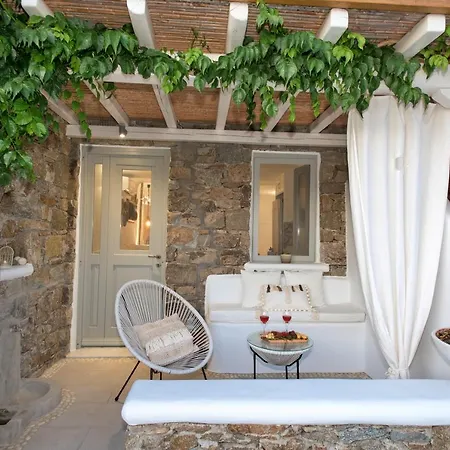 Mykonos Dot * Άνω Μερά